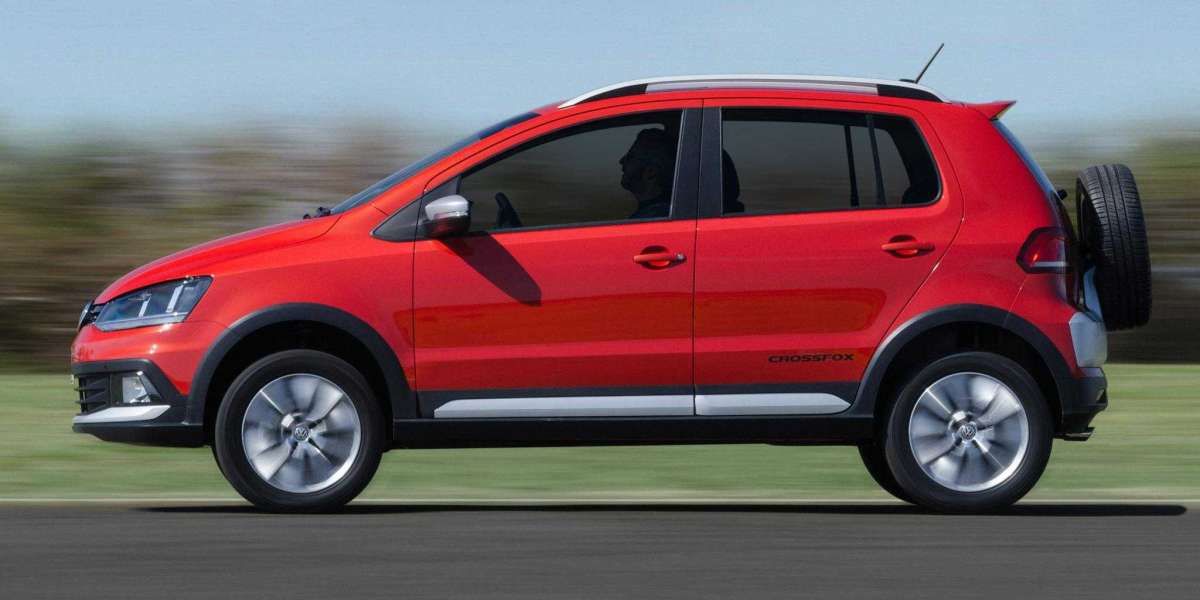 Volkswagen CrossFox Ficha técnica Automotriz, Dimensiones y Consumo