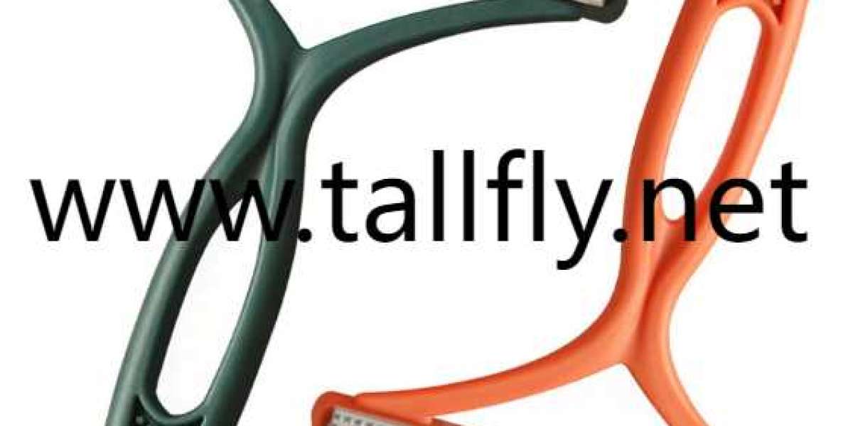 Tallfly Pet Hair Scraper: Your Ally in the Fight Against Allergy Season